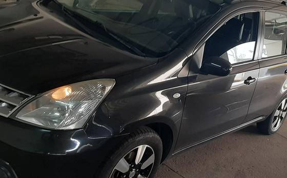 NISSAN GRAND LIVINA 1.8 SL 16V FLEX 4P AUTOMÁTICO